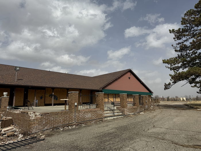 The Jewel of Grand Blanc - March 15 0011 Photo (newer photo)